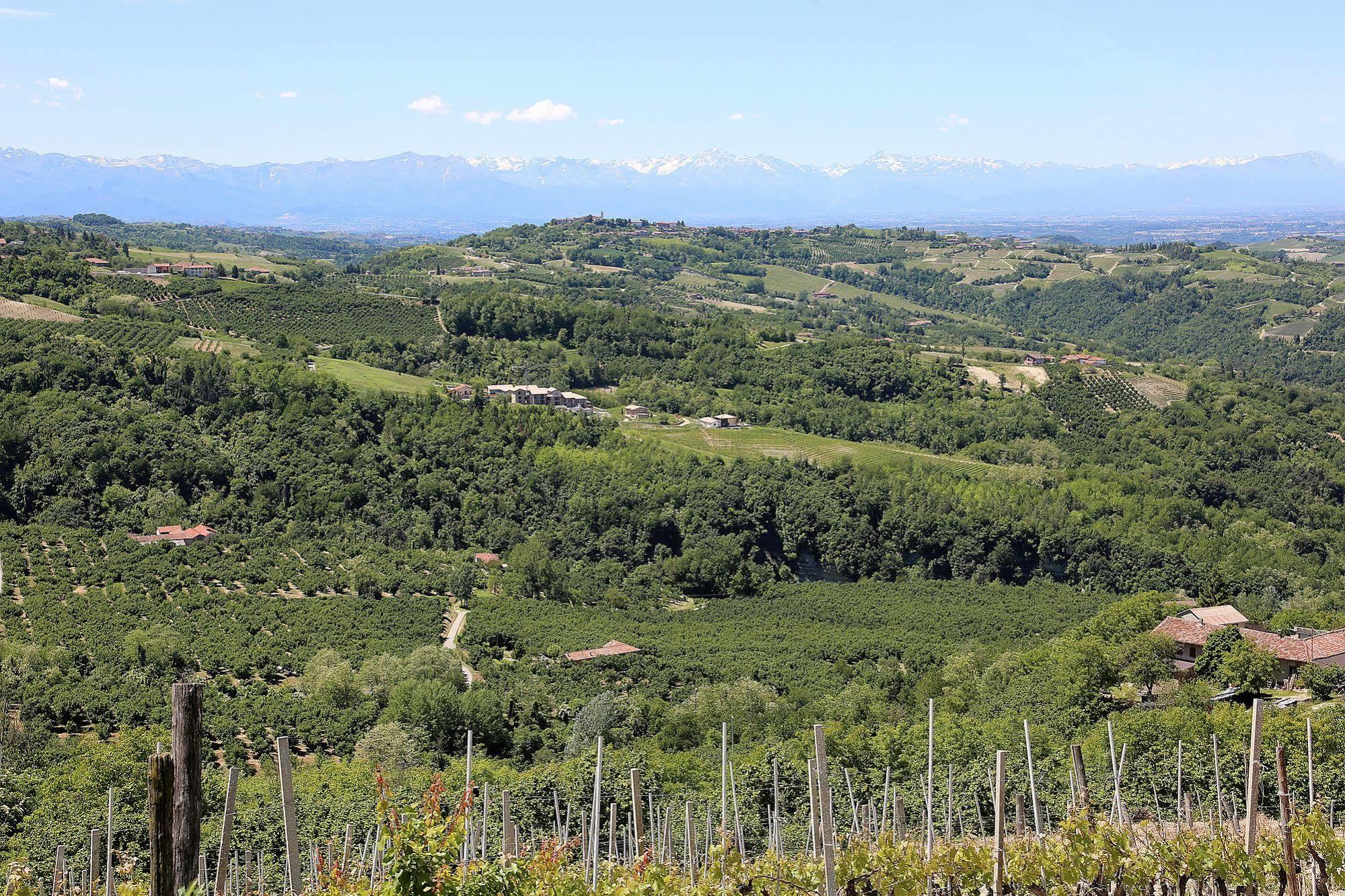 Maison d'hôtes Agriturismo Al Brich à Albaretto della Torre Extérieur photo